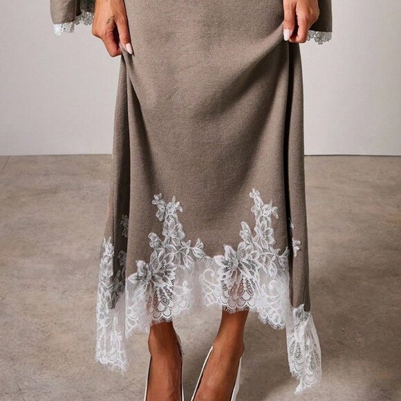 Elegant Women's Sleeveless Lace Trim Dress with Cardigan Set - Picture 12 of 14